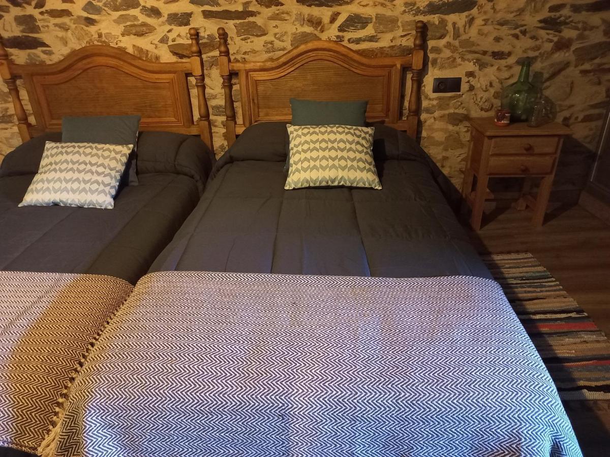 Casa Rural La Moraquintana Villa Santibanez el Bajo Esterno foto